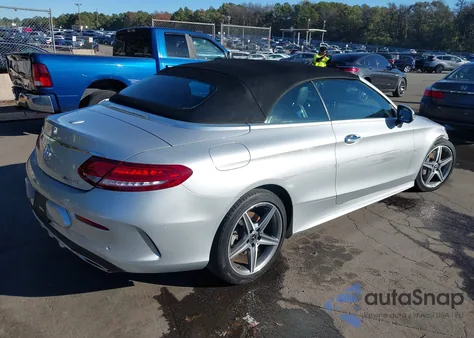 2018 Mercedes-Benz C 300 4Matic z USA, uszkodzony, nr VIN WDDWK4KB9JF752553
